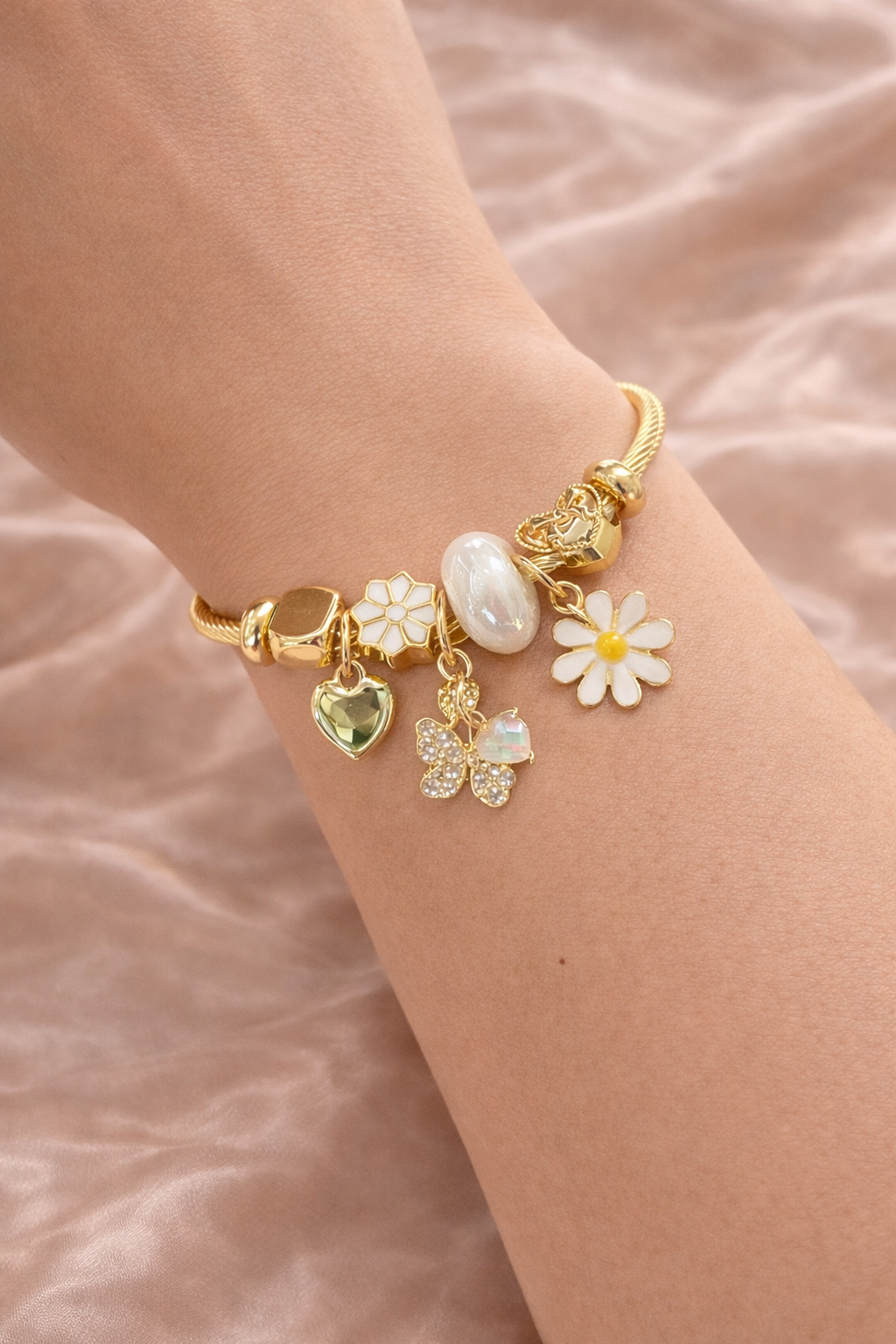 Daisy Bloom Charm Cuff